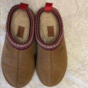 UGG Brown and Red Women's Slippers